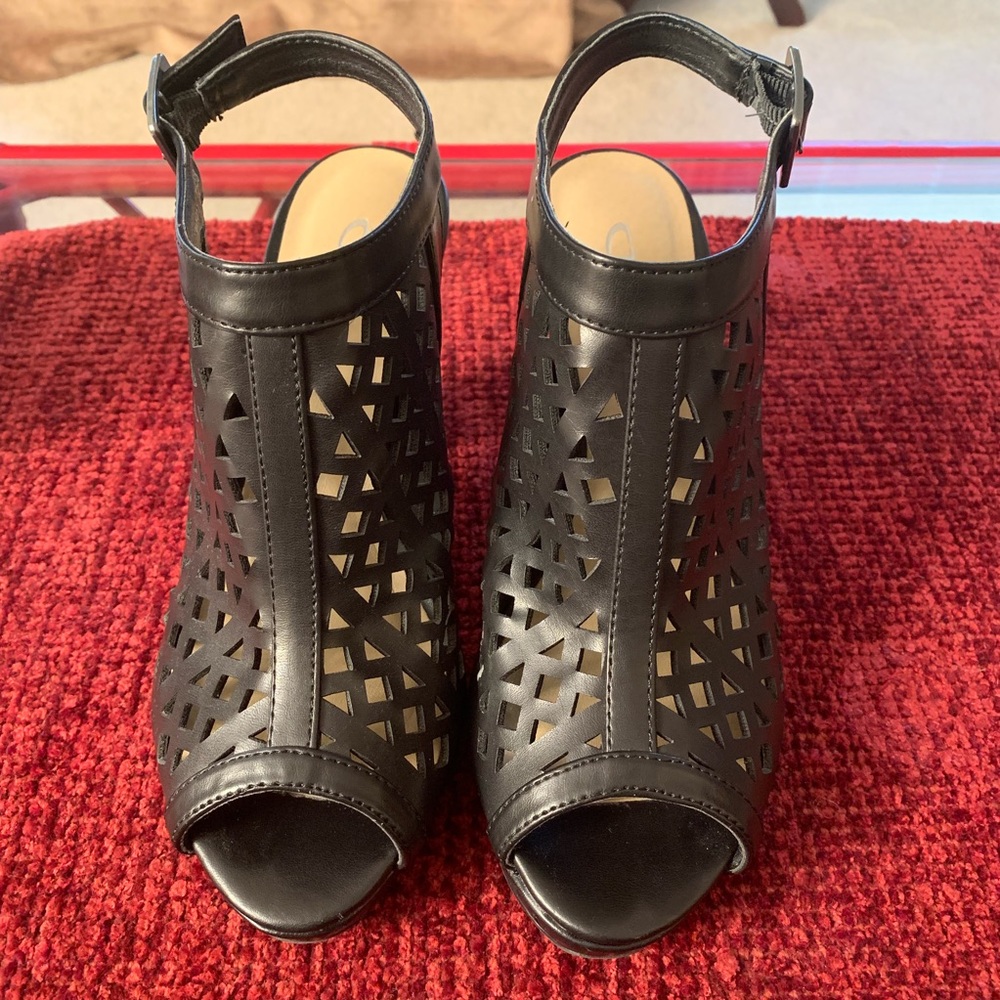 CL Gladiator Peep Toe Heels